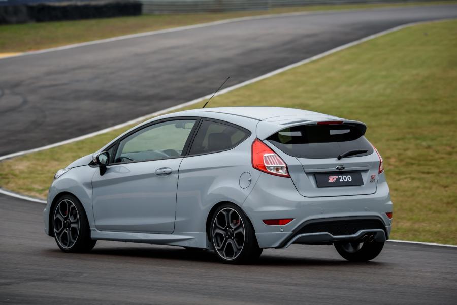 Ford Fiesta ST200 2017 года  (ZA) (фото 37 из 40)